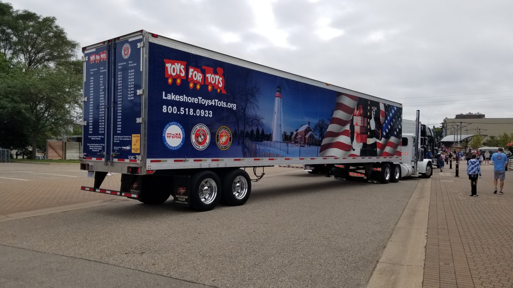 2022 Labor Day Truck Parade Shoreline Detachment MCL